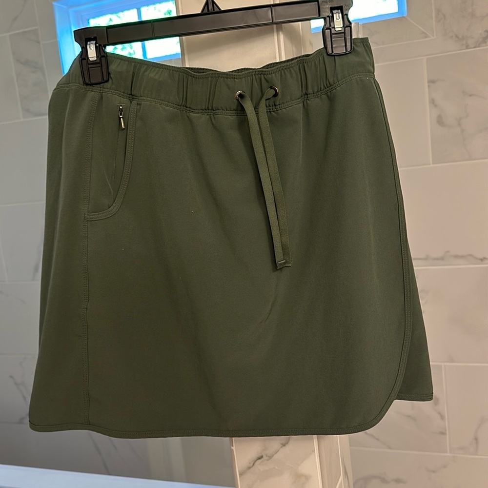 Patagonia Green Fleetwith Skort